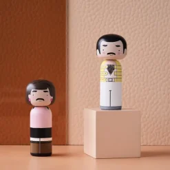 Sculptures & Figurines^Lucie Kaas Figurine En Bois Kokeshi Sketch.Inc Freddie - I Want To Break Free - 14.5 Cm