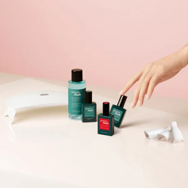 Soins^Manucurist Kit Green Flash - Vernis Semi Permanent - Poppy Red