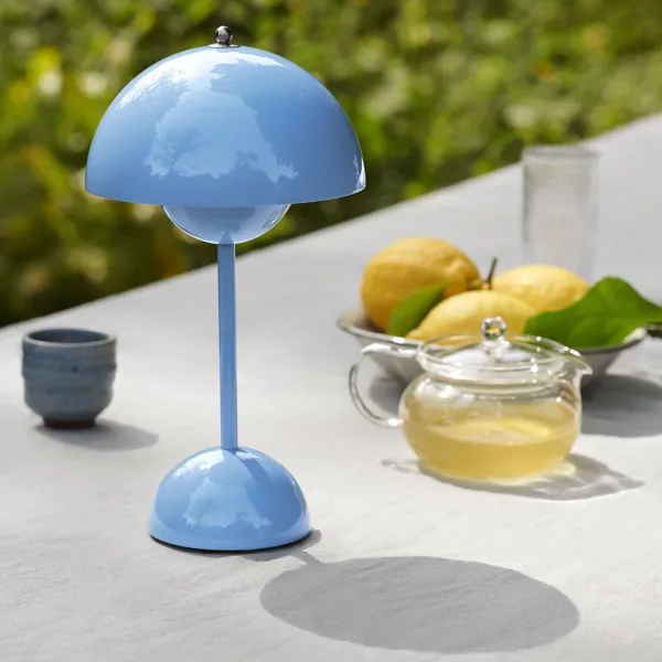 Lampes De Table^And Tradition Lampe A Poser Flowerpot Vp9 Sans Fil - Bleu Swim